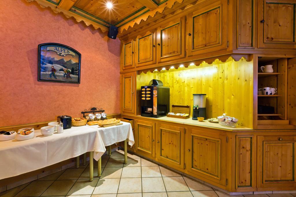 Accueil Savoyard Hotel Mieussy Exterior foto